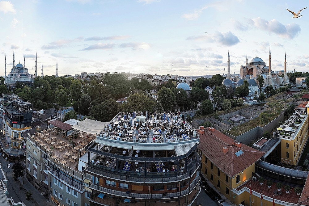 Seven Hills Hotel Special Class — 4-Star Luxury Hotel in Istanbul, Turkey
