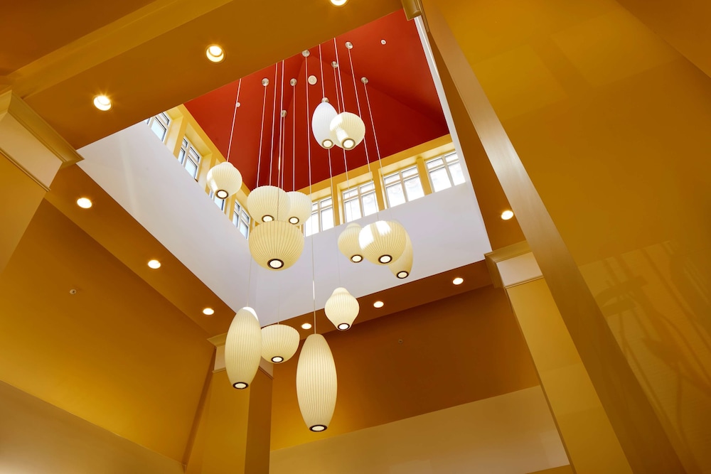 Hilton Garden Inn Savannah Midtown - photo 4