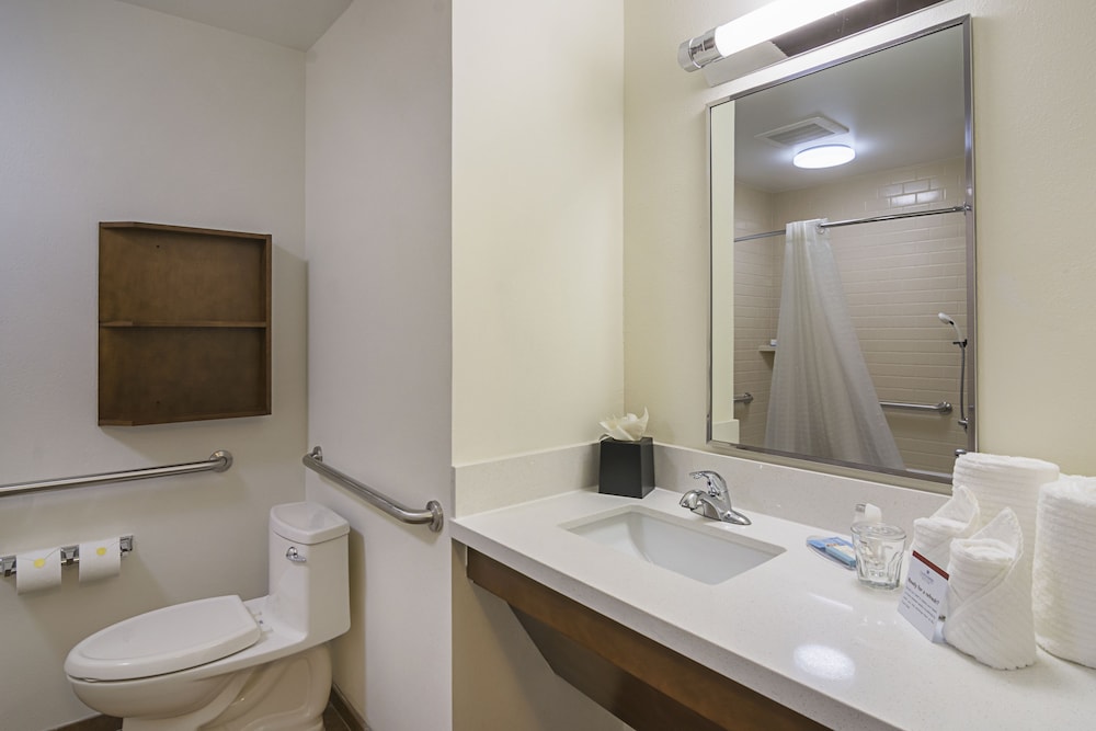 Candlewood Suites Pensacola University Area by IHG - photo 34