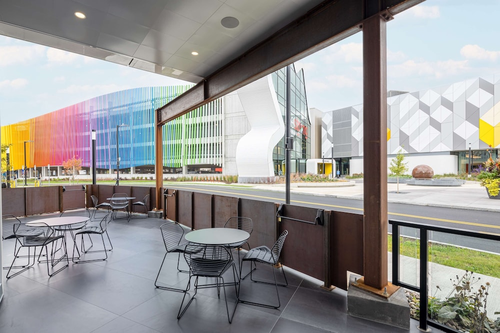Hampton Inn & Suites by Hilton Rochester Downtown - photo 60