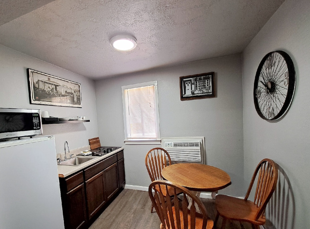 Buffalo Lodge Bicycle Resort - photo 86
