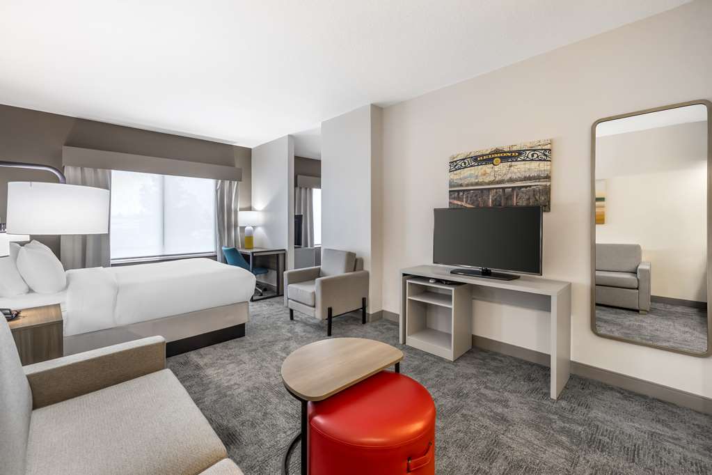 Comfort Suites Redmond Airport - photo 10
