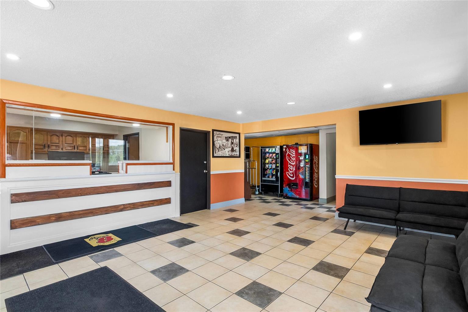 Super 8 by Wyndham Dumfries Quantico - photo 11