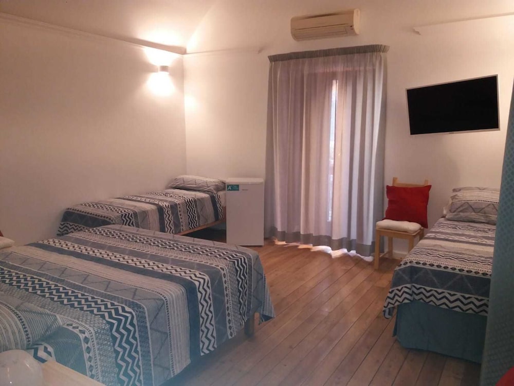 Munaciello Rooms - last minute hotel in Naples