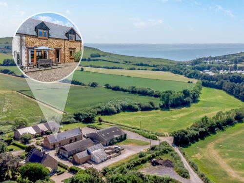 3 Bed in Chideock DC049 in Bridport, United Kingdom