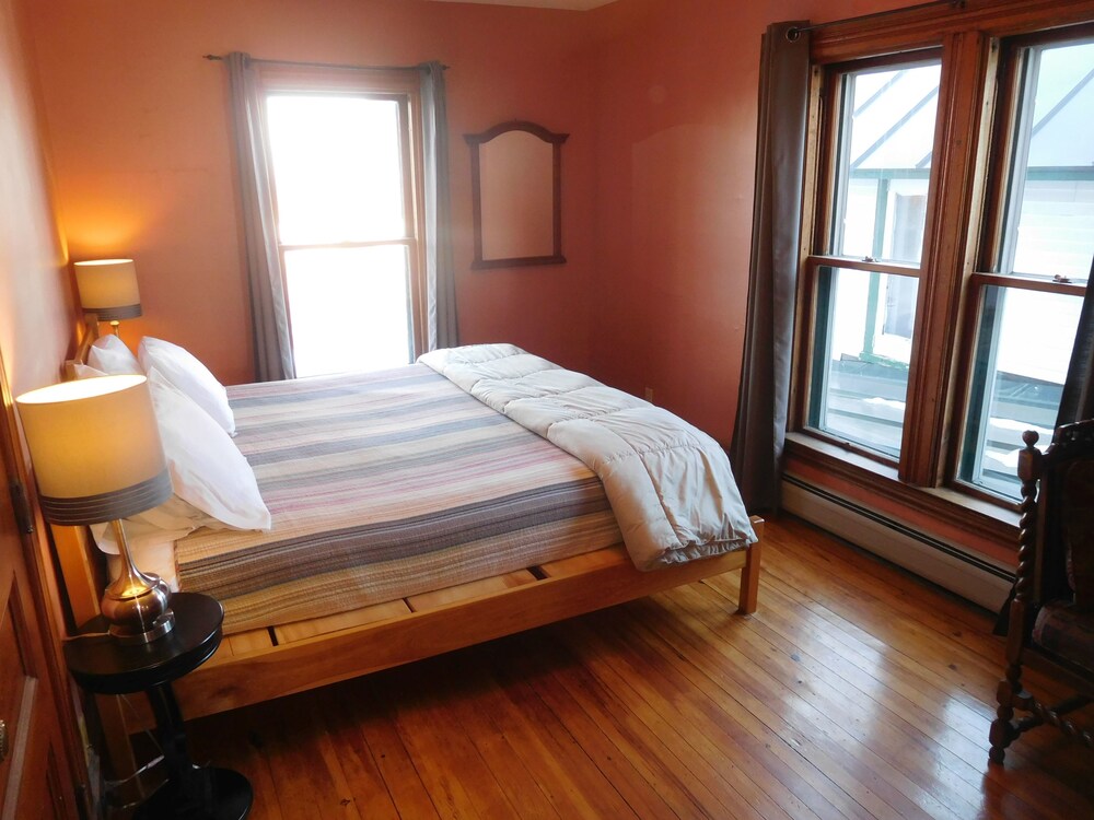 Mt. Philo Inn - photo 32