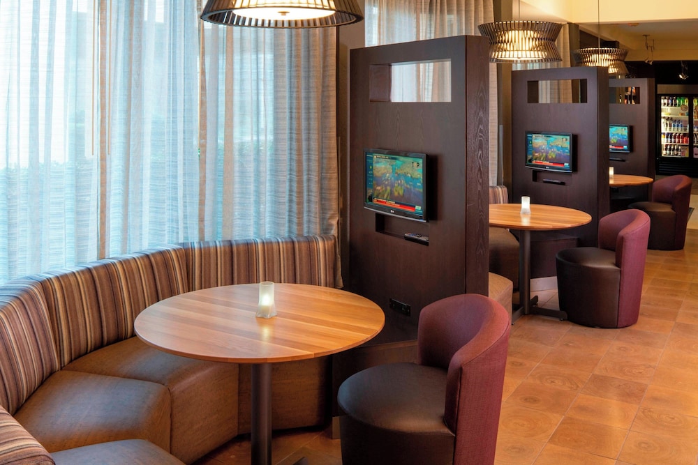 Courtyard by Marriott Nashville Airport - photo 19