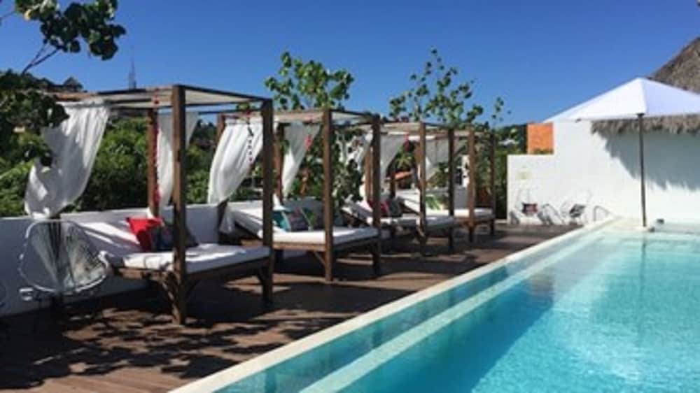 Sayulinda Hotel
