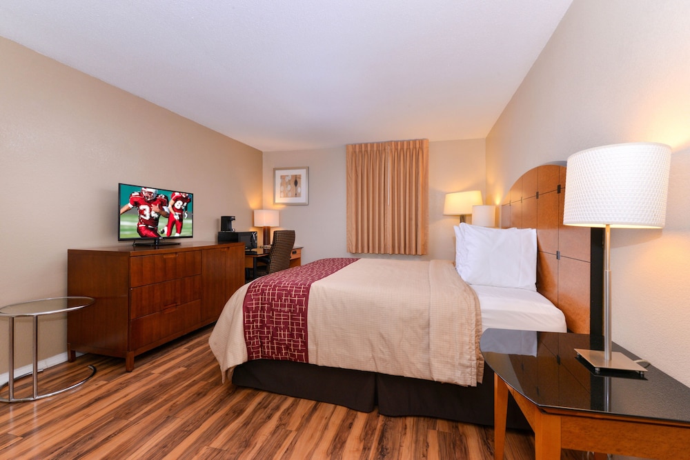 Red Roof Inn Chambersburg - photo 6