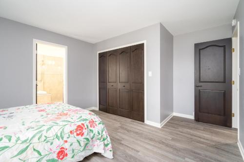 Riverfront Inn - photo 27