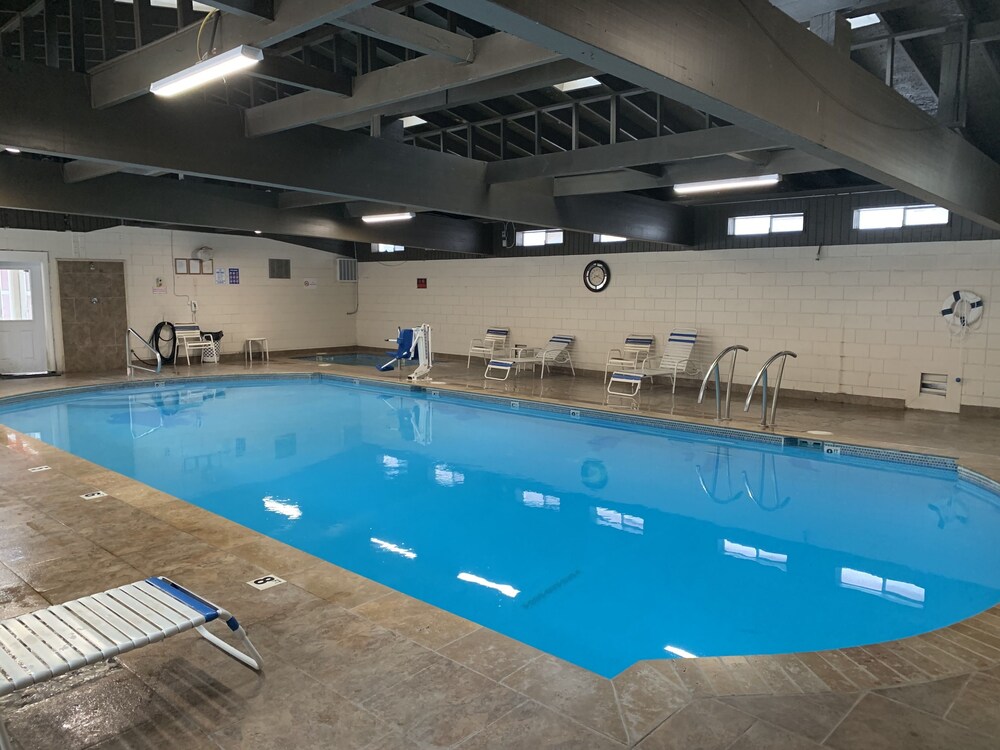 Old Mill and Suites - photo 17