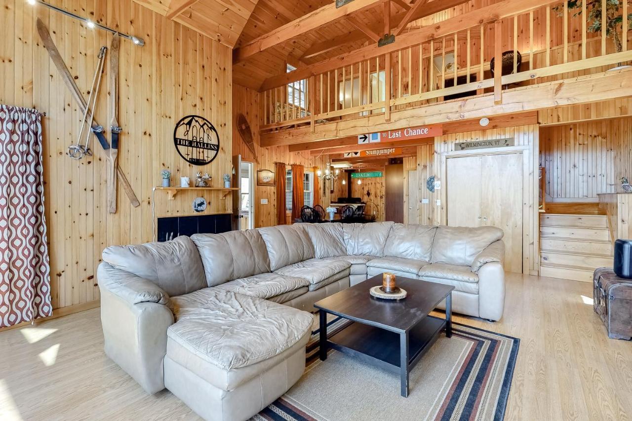 Swaying Pines in Wilmington, United States