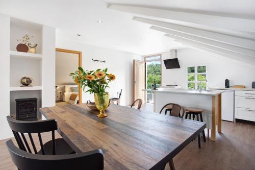 Casa da Olides T3 and Studio — 4-Star Luxury Hotel in Santana, Portugal