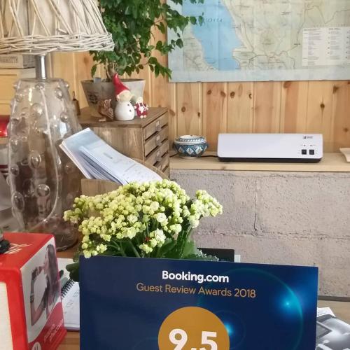 Romagnoli Family Cottage — 4-Star Luxury Hotel in Ameno, Italy