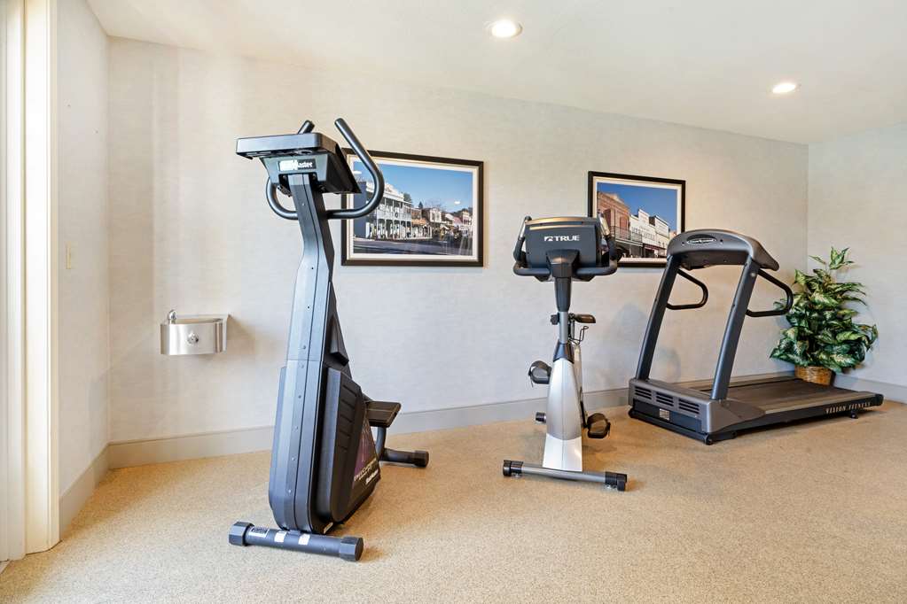 Best Western Cedar Inn & Suites - photo 12