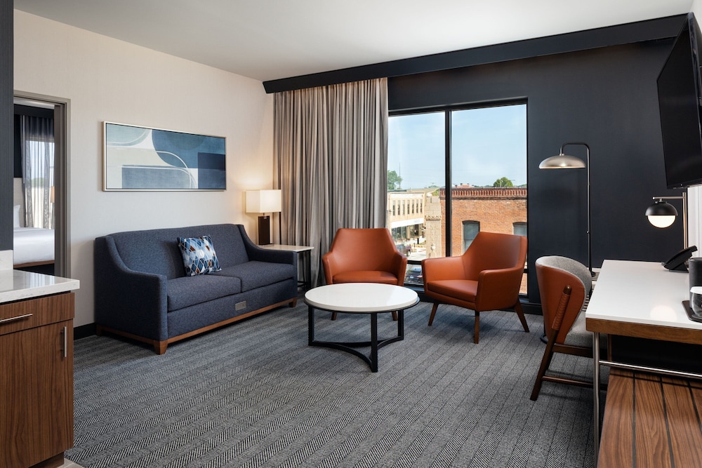 Courtyard by Marriott Owatonna Downtown - photo 13