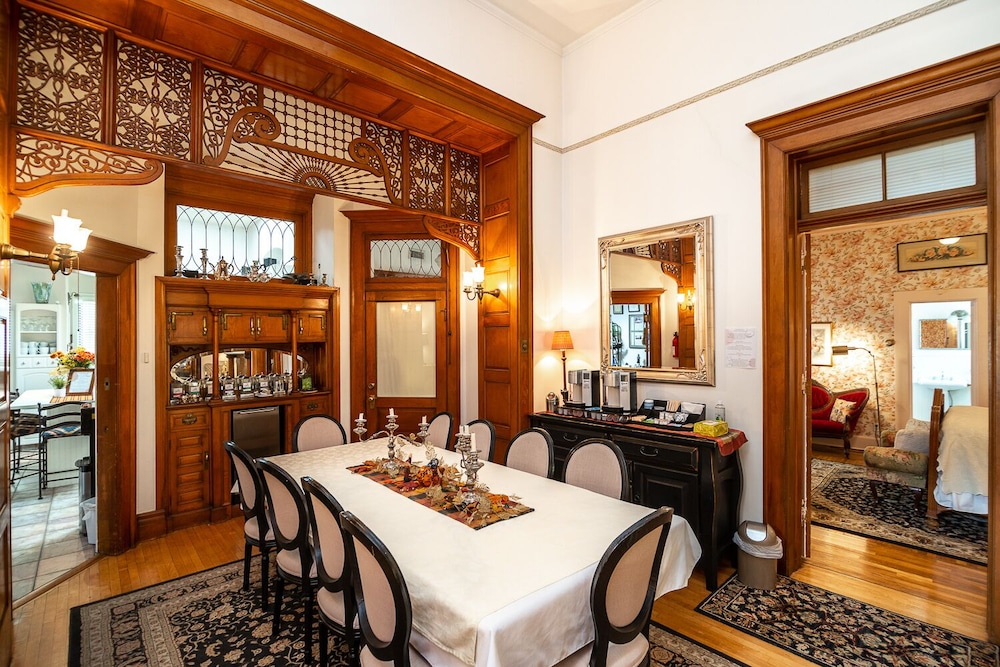 The Blenman House Inn - photo 43