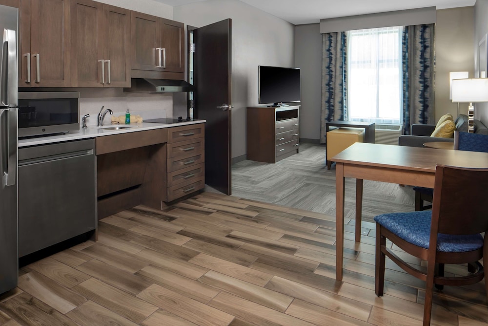 Homewood Suites by Hilton Greensboro Wendover NC - photo 8