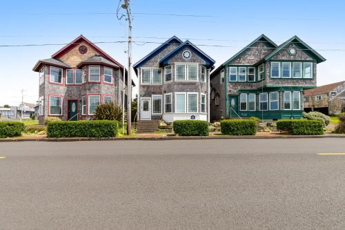Fairhaven Applegate Bennington and Wakefield House — 4-Star Luxury Hotel in Newport, United States