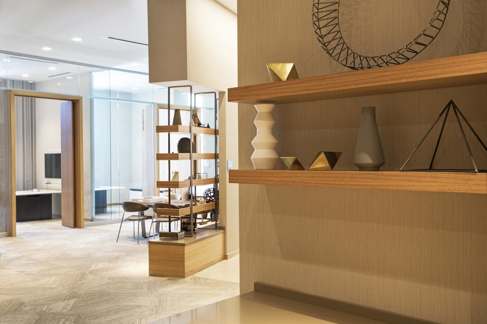 AC Hotel by Marriott Miami Aventura - photo 2