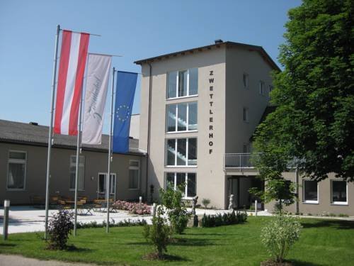Hotel Zwettlerhof — 4-Star Luxury Hotel in Zwettl An Der Rodl, Austria