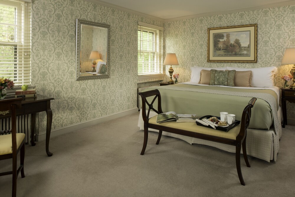 Great Oak Manor - photo 15