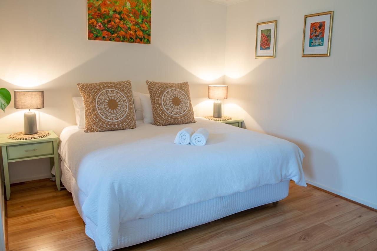 Bower On Becket Couples Retreat — 4-Star Luxury Hotel in Rye, Australia