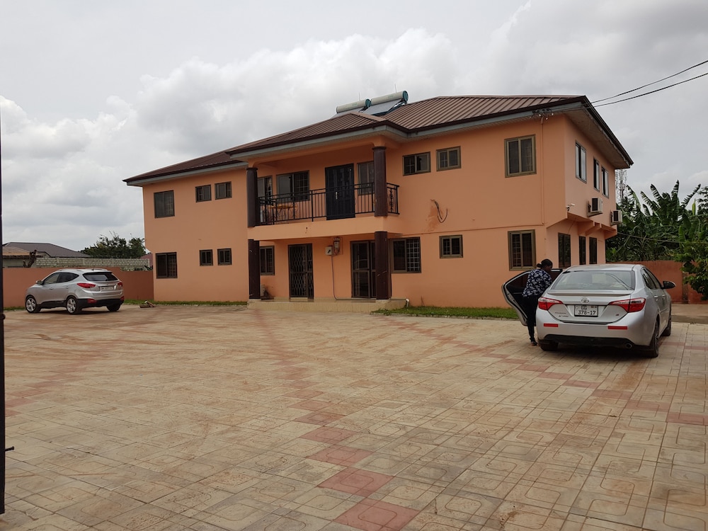 Crystal Rock Hotel — Accra — photo 4