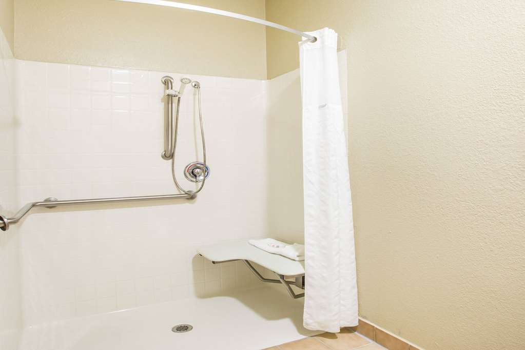 Super 8 by Wyndham Port Arthur Nederland Area - photo 6
