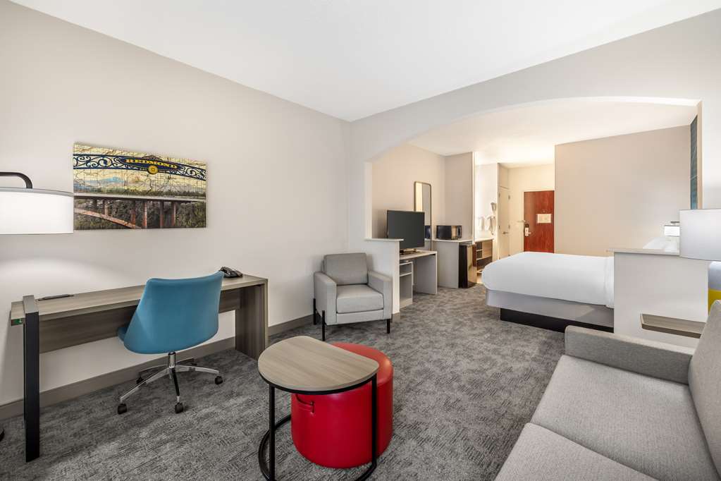 Comfort Suites Redmond Airport - photo 34