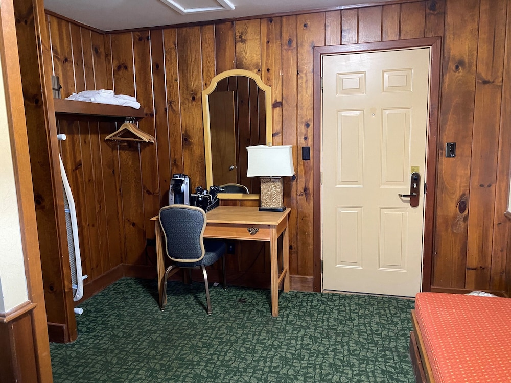 Oglebay Resort - photo 2