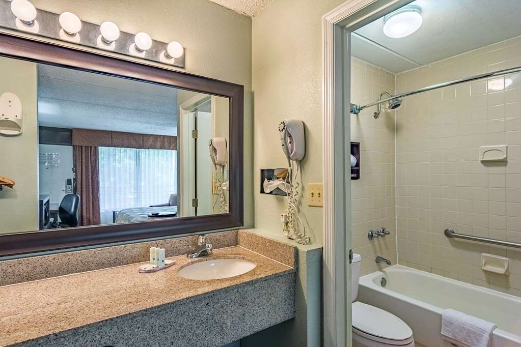Quality Inn Columbus near Fort Benning - photo 20