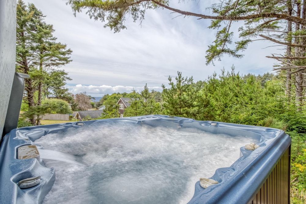 Cascade Cottage — 4-Star Luxury Hotel in Lincoln, United States