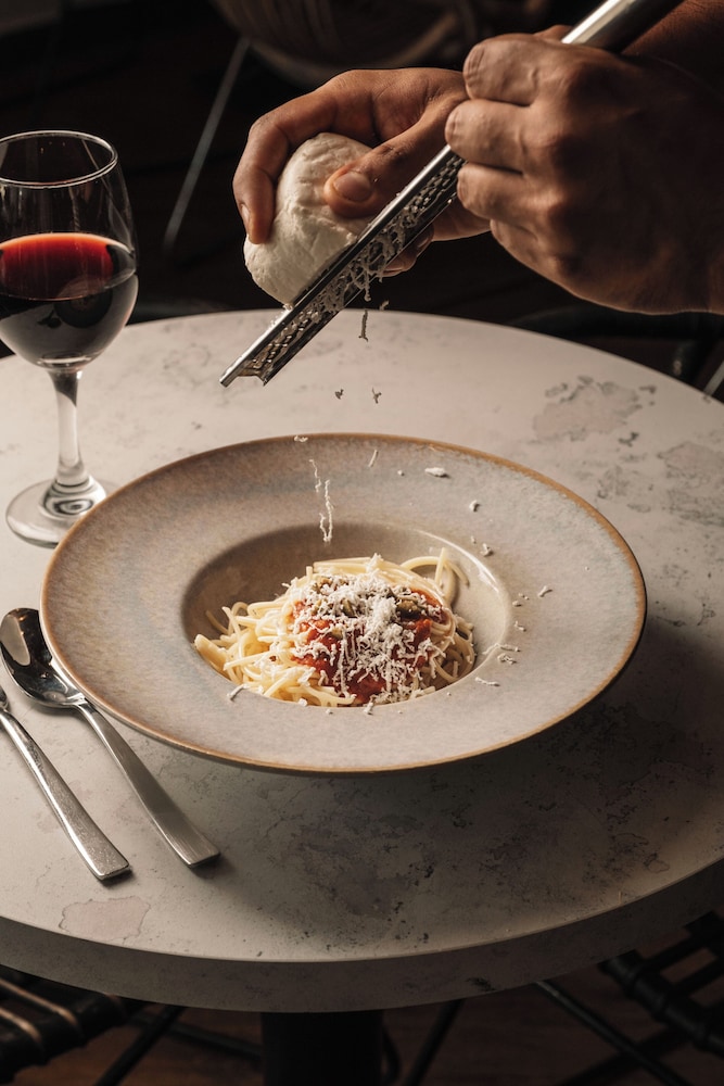 מזון ומשקאות