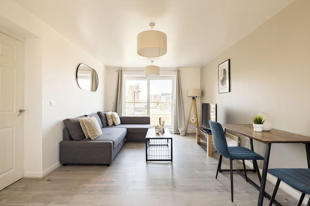 2 Bedrooms Apartment In Wembley 21461793 — Wembley