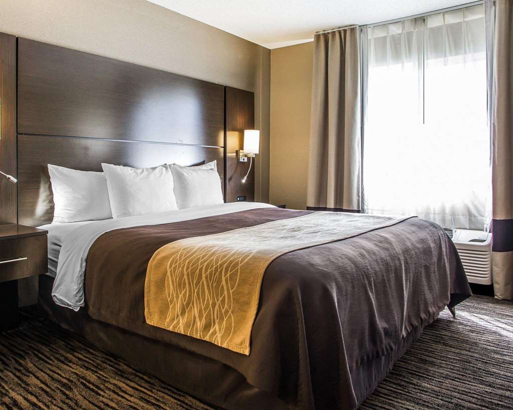 Quality Inn Dayton North Vandalia - photo 17
