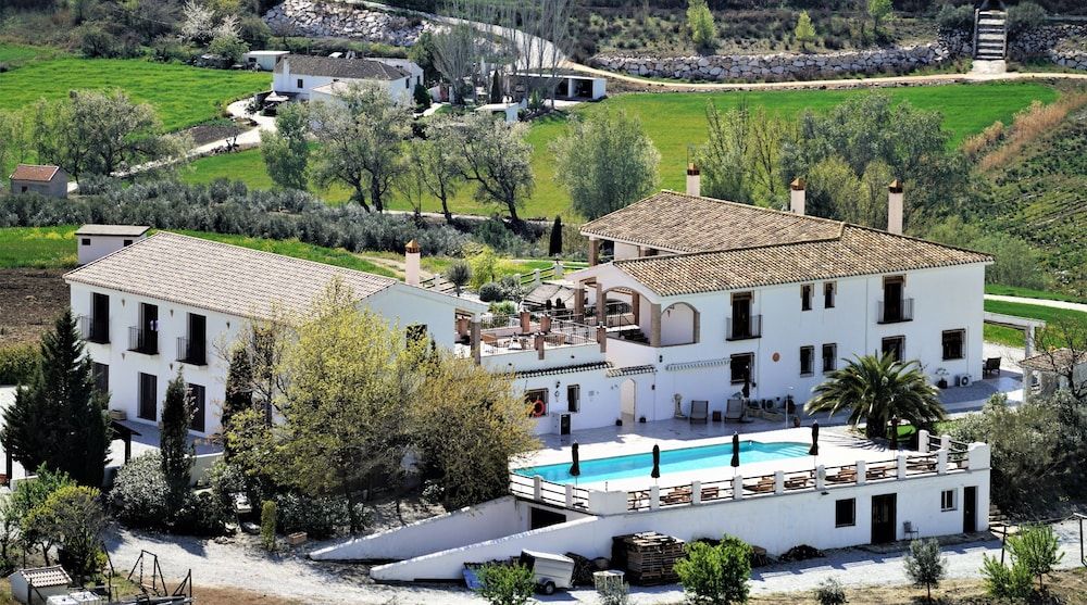 El Amparo — 4-Star Luxury Hotel in Alhama De Granada, Spain