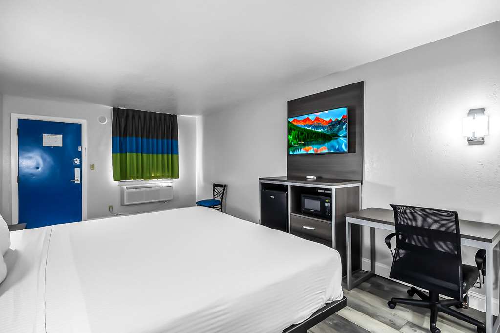 SureStay Hotel by Best Western Oklahoma City West - photo 10