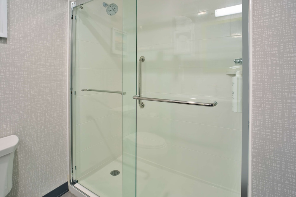 Hampton Inn by Hilton Paris - photo 18