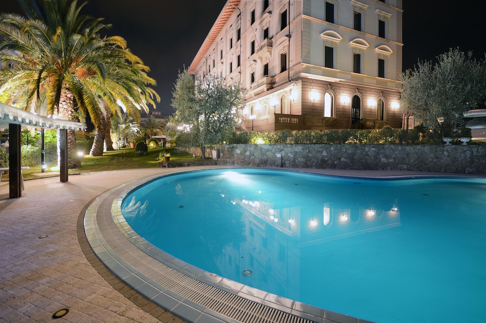 Grand Hotel Vittoria - carbon neutral hotel in Montecatini-Terme