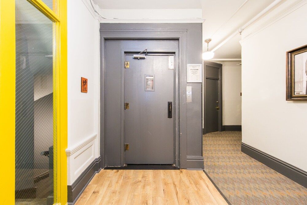Pod Room O'Farrell St Union Square - photo 17