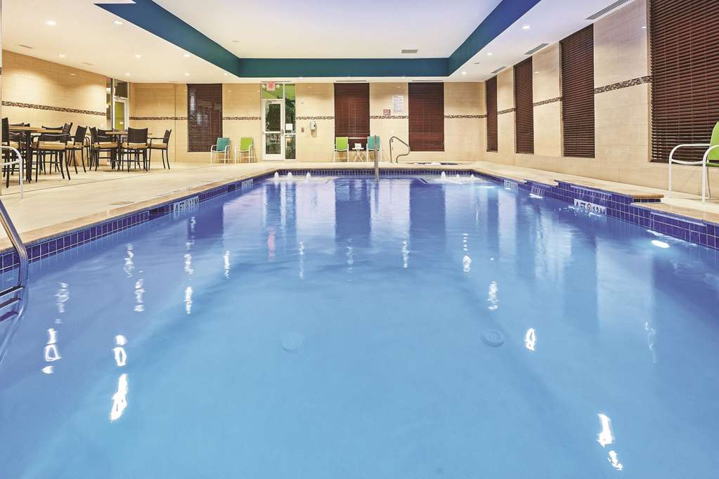 La Quinta by Wyndham Houston Willowbrook Vintage Park - photo 7