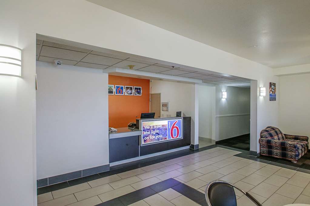 Motel 6 Nephi UT - photo 27