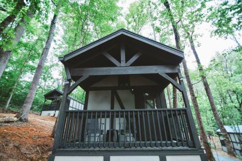 Tiny Home Cottage Near the Smokies #11 Mina - photo 3