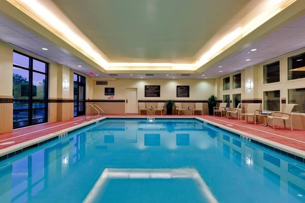 Hampton Inn & Suites Mahwah - photo 24