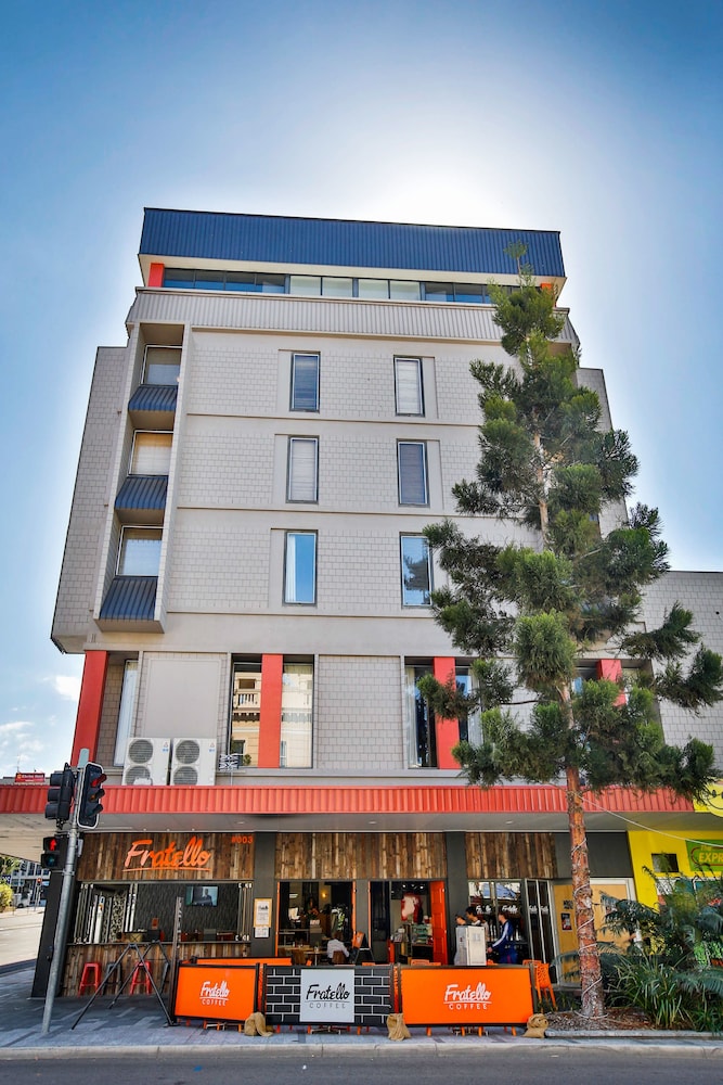 Madison Plaza Townsville — Townsville