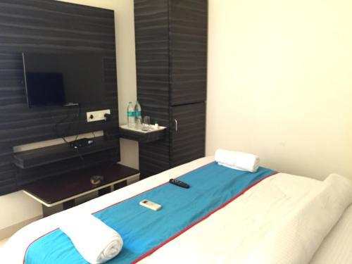 Hotel Crystal Inn Best 3 Star Hotel In Ujjain in Ujjain, India