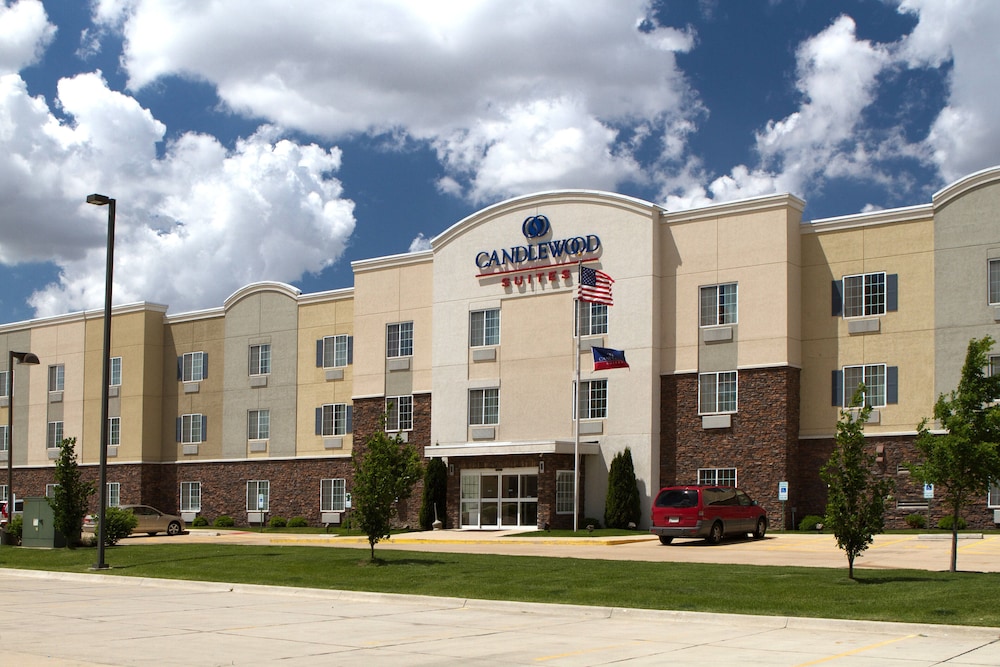 Candlewood Suites Champaign Urbana University Area by IHG - photo 50