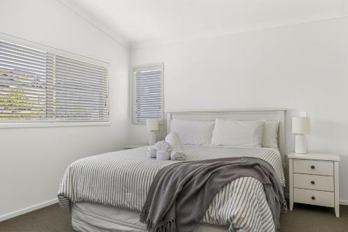 Villa at the Lake — 4-Star Luxury Hotel in Taupo, New Zealand