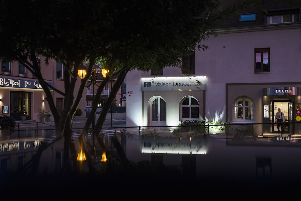 Maison Doucet — 4-Star Luxury Hotel in Charolles, France